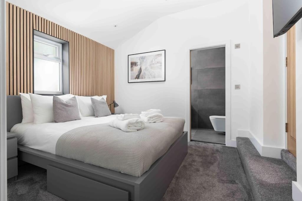 Stunning New Fully Renovated Flat In * Marazion